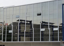 GLASS CURTAIN WALL